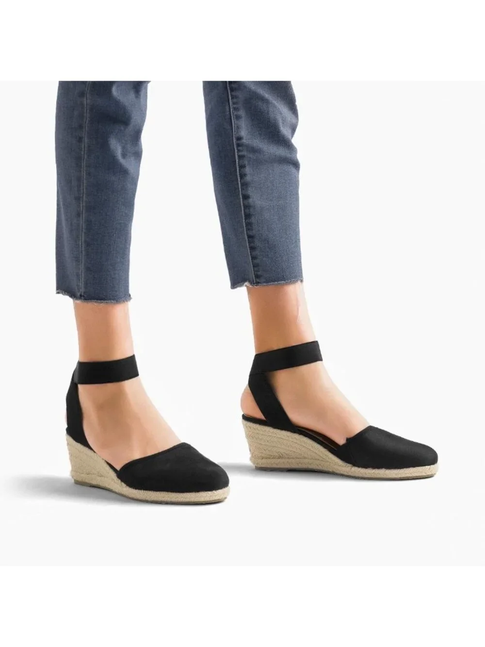 Stylish Women's Ankle Strap Wedge Sandals - Comfortable, Chic Summer Footwear